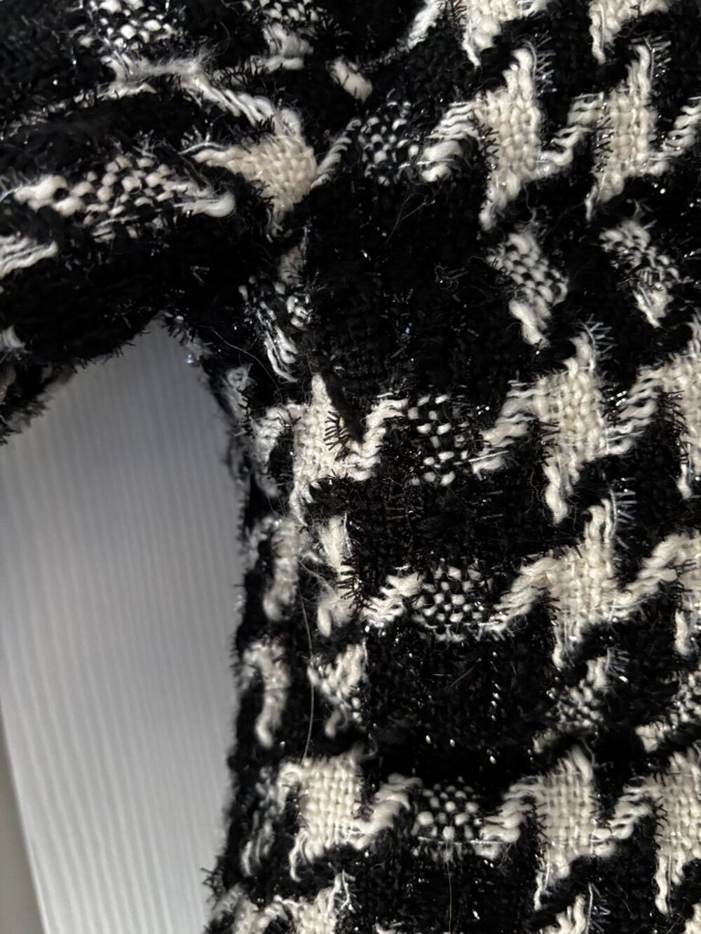 Mackage Madalyn Houndstooth Tweed Down Jacket Removable Hood Black White Metalli - Picture 11 of 13